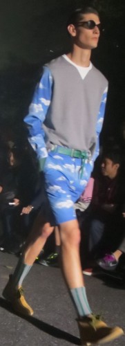 ディスカバード12