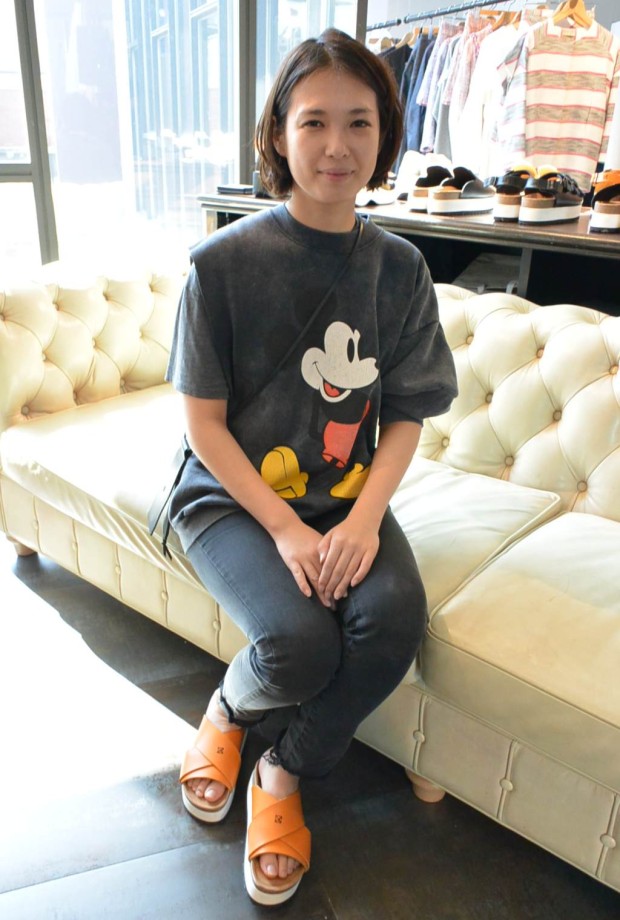 デザイナーの中津由利加